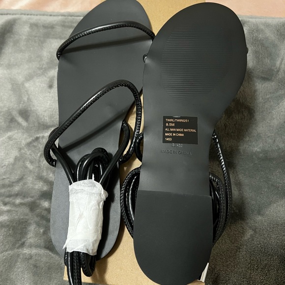 Steve Madden Sandals - Black 8.5 - Picture 4 of 5
